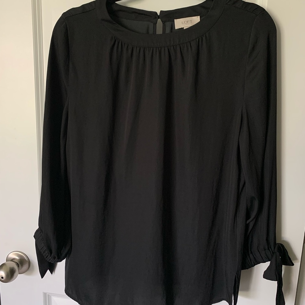 Long sleeve black blouse